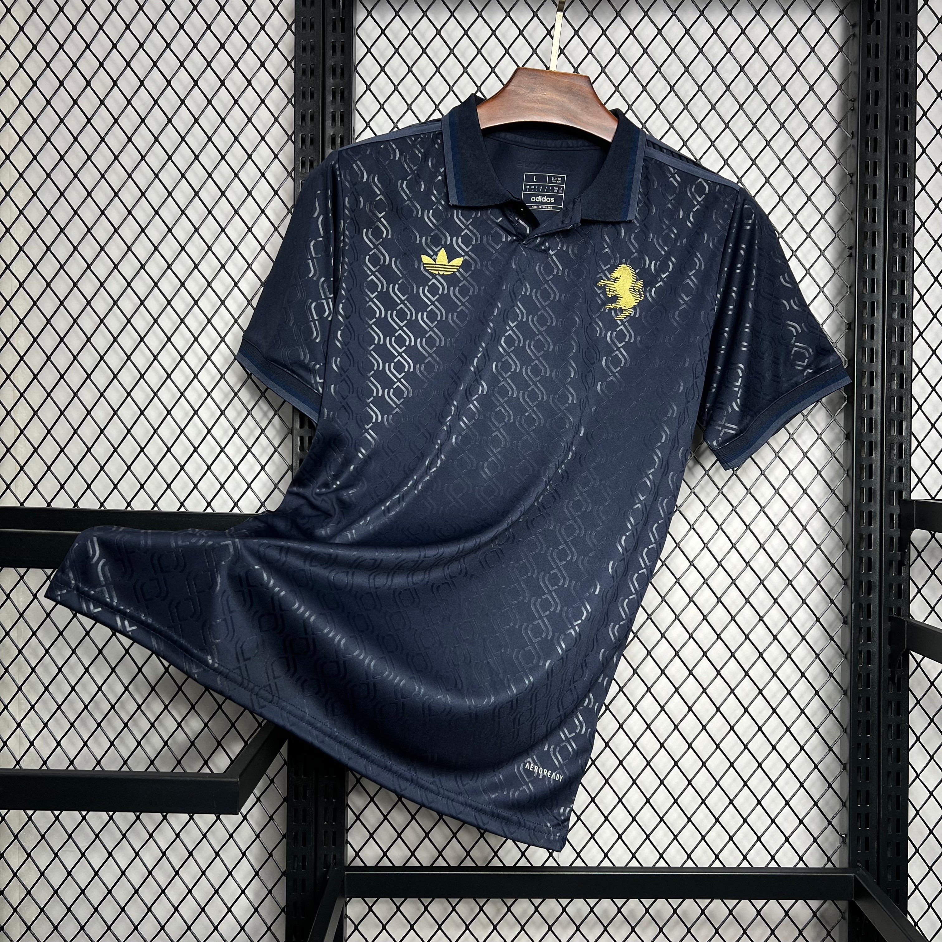 2024-25 חולצת כדוגל יובנטוס נטרלית